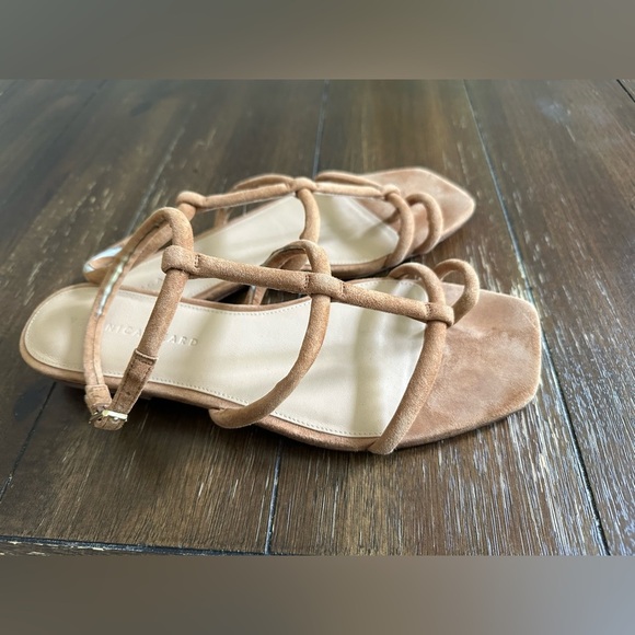 Veronica Beard sandals - Picture 1 of 15